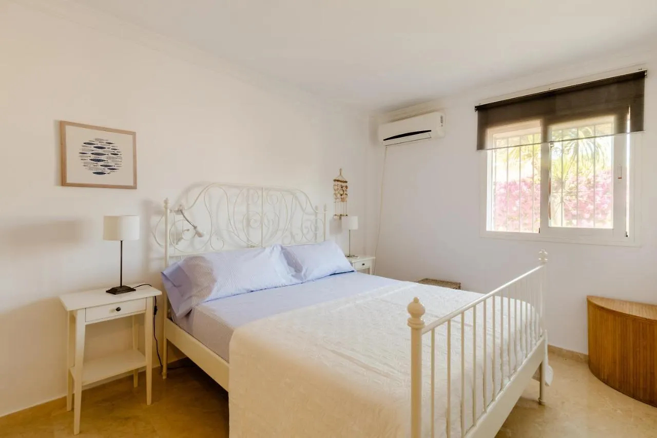 Apartment Apartamento Confortable Urbanizacion El Paraiso Estepona Spain