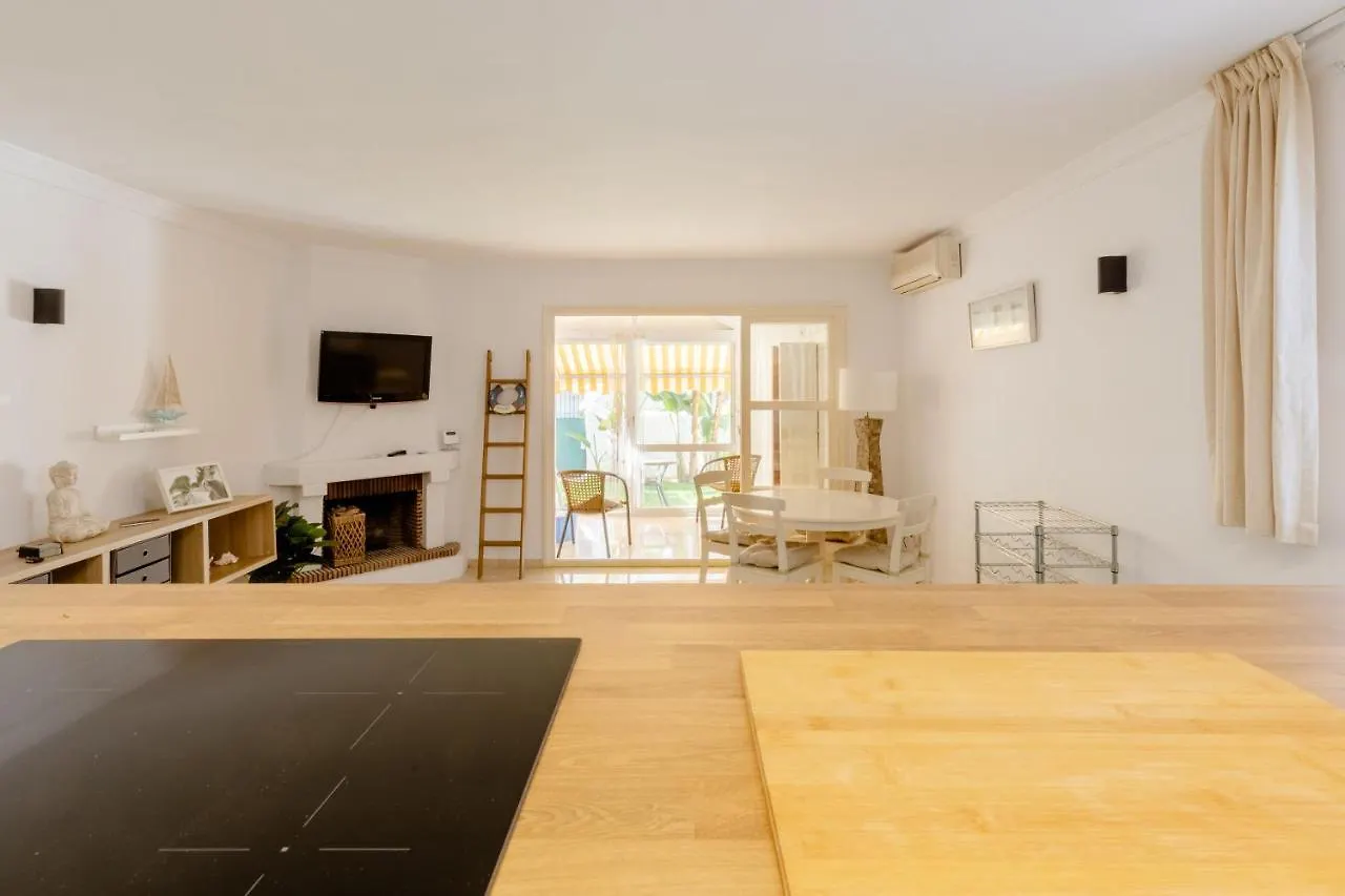 Apartamento Confortable Urbanizacion El Paraiso Estepona