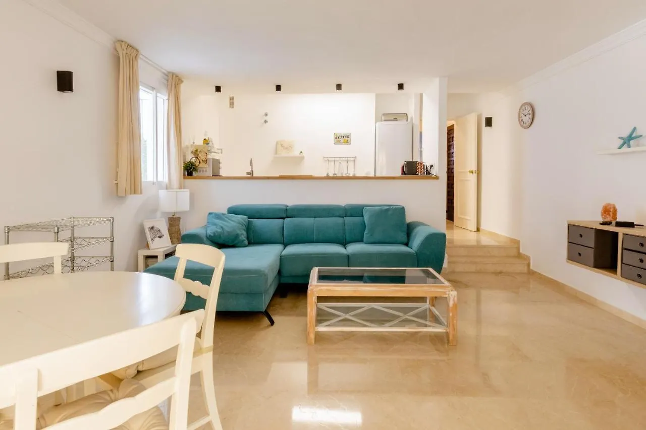 Apartment Apartamento Confortable Urbanizacion El Paraiso Estepona
